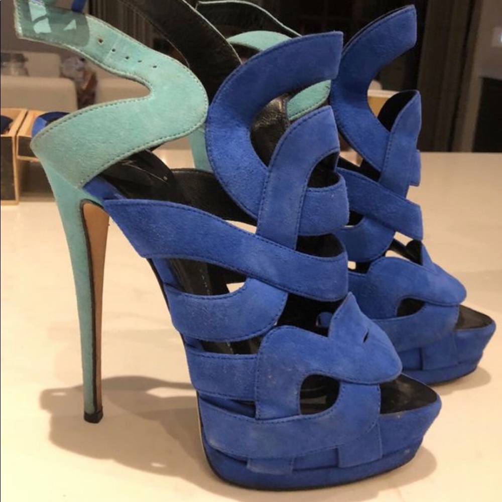 Giuseppe Zanotti 100% Authentic sz 38
